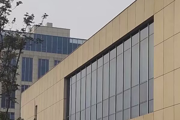 從設(shè)計到安裝，沈陽幕墻鋁單板全攻略！